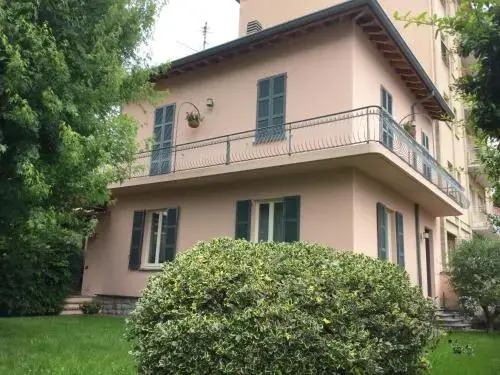 Bed  Breakfast Pescarenico