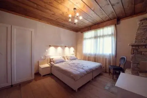 Leshten Guest Homes