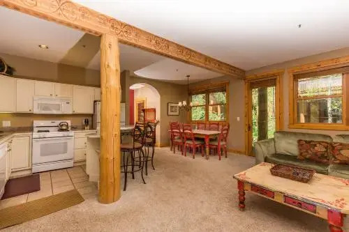 Trapper's Crossing #8770 - 2 Br Townhouse