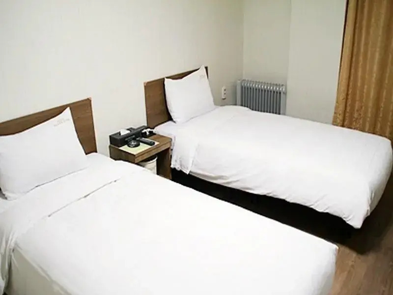 Grand Park Hotel