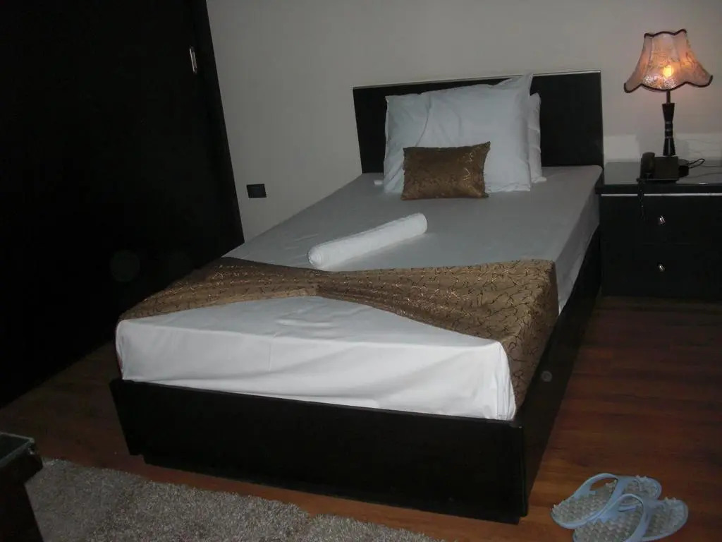 Cairo plaza Guest House