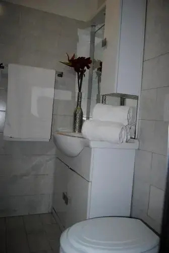 Discovery Hostel