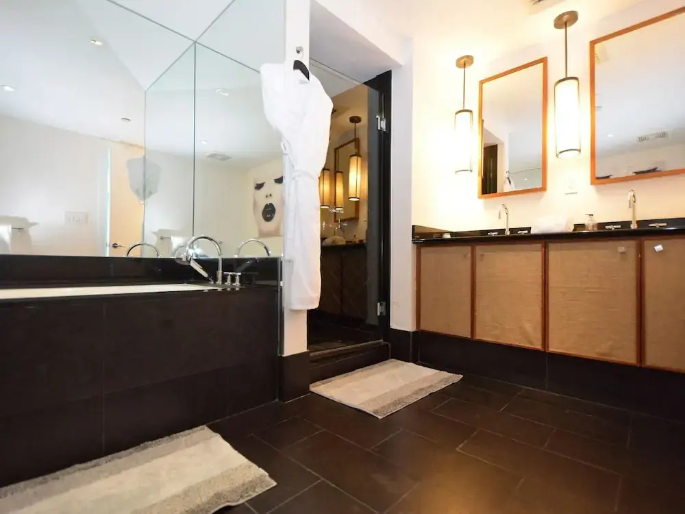 Miami World Rental - Setai 2304
