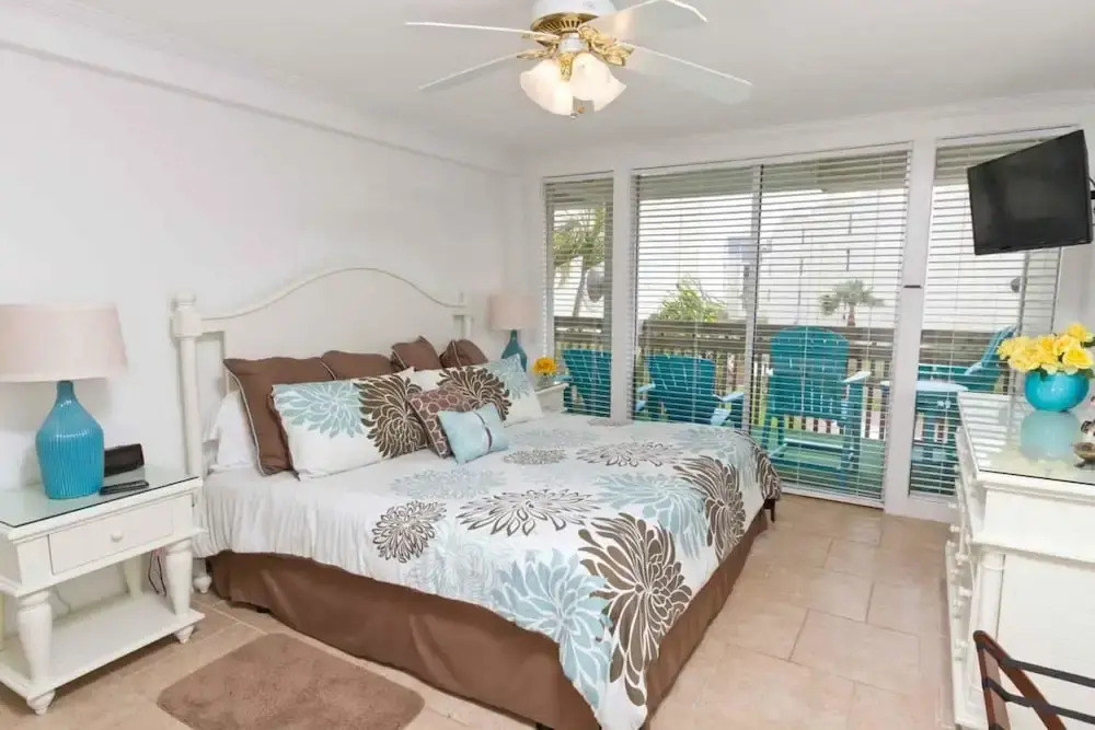 Bahia Mar Condominium 655