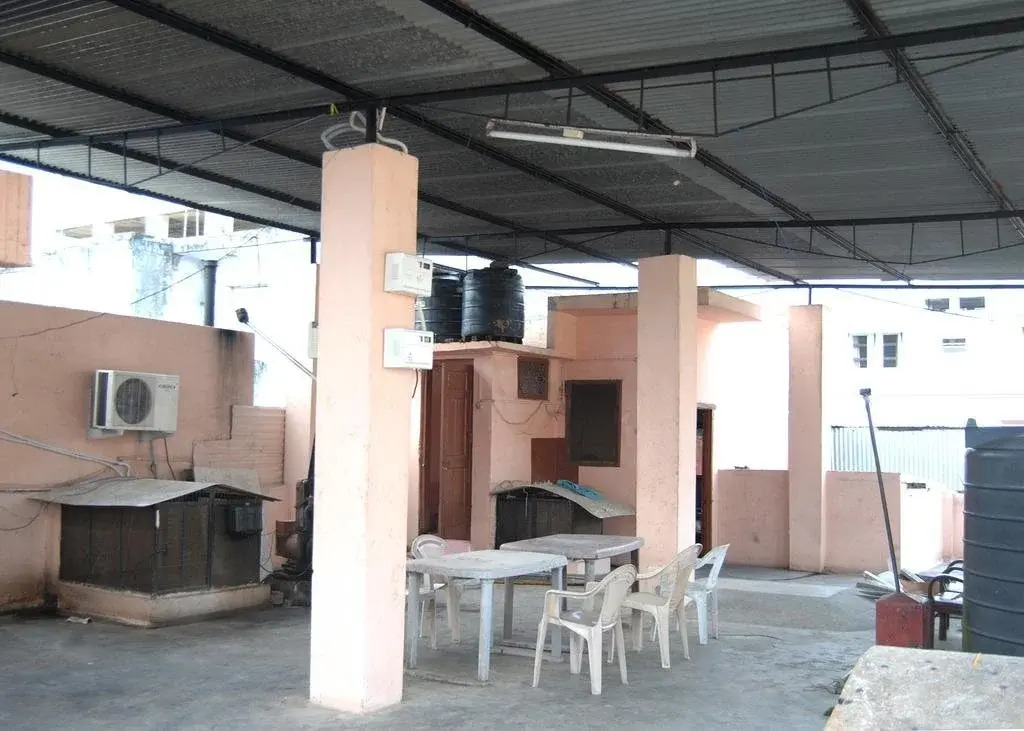 Maan Hotel