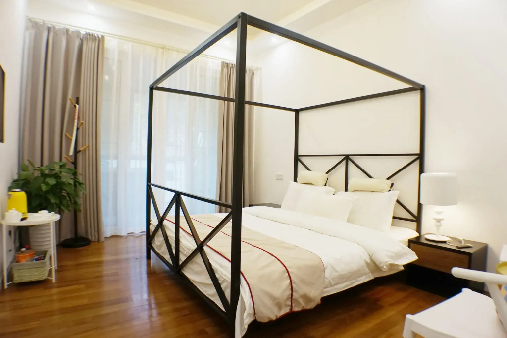 Selected Villa Inn (Hongqiao Railway Station)