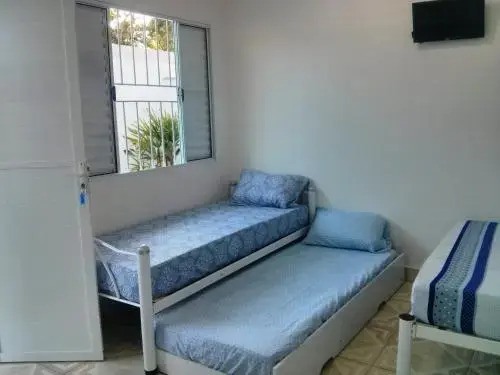 Estúdio em maresias com ar condicionado e piscina