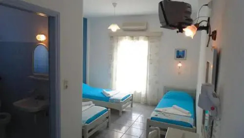 Nikolas ios Village