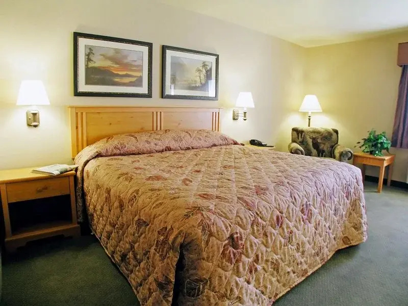 Crivitz Lodge