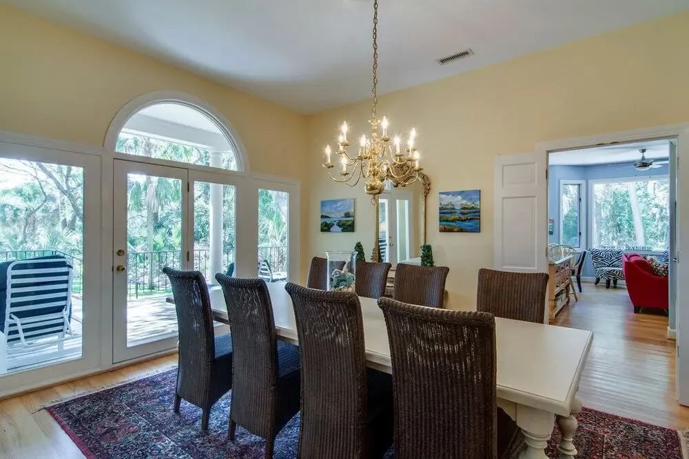 Turnberry Lane 127 by RedAwning