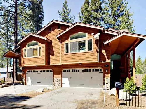 2273 Eloise Ave Duplex - 4 Br apts by RedAwning