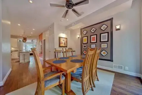 1218 Southeast Townhome #1017 - 3 Br Townhouse