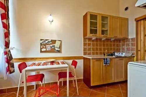 Andrassy Studio