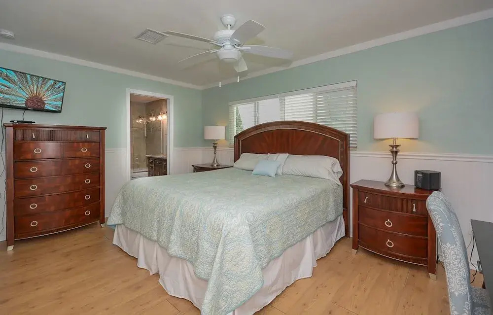 4700Sax - Delightful Pool Home