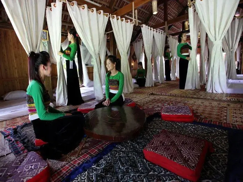 Hoa Ban Stilt House