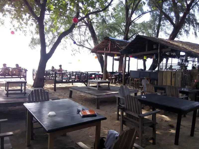 Funky Fish Bungalows