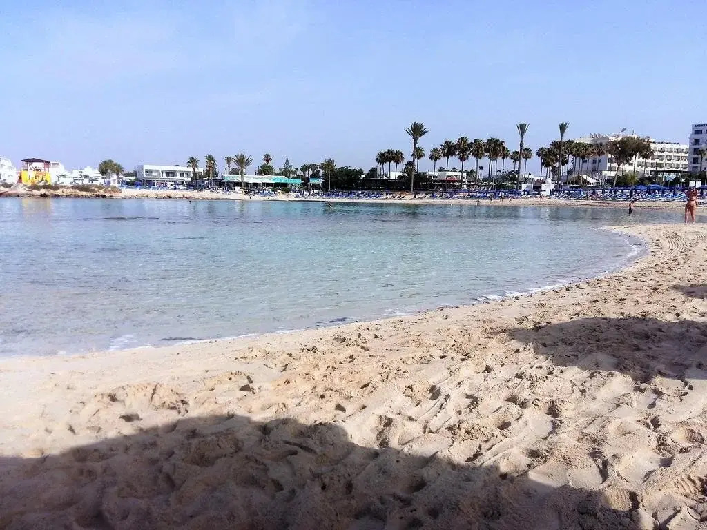 Christophers Sandy Beach Suites