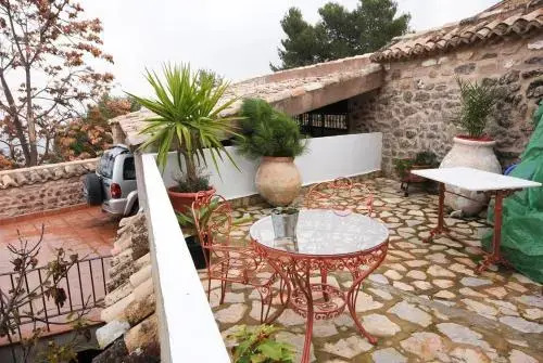 La Casa Escondida