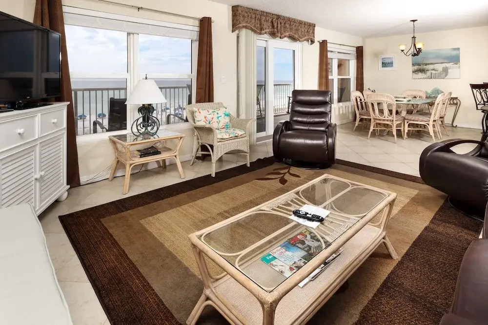 Islander 4005 by Brooks and Shorey Resorts