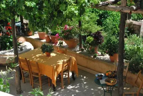 Kamares Houses