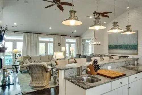Palm Boulevard 3103 - 5 Br home by RedAwning