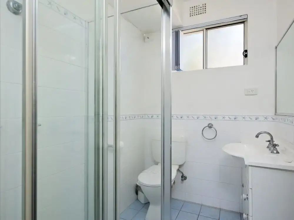 Shoal Towers, Unit 2/11 Shoal Bay Road