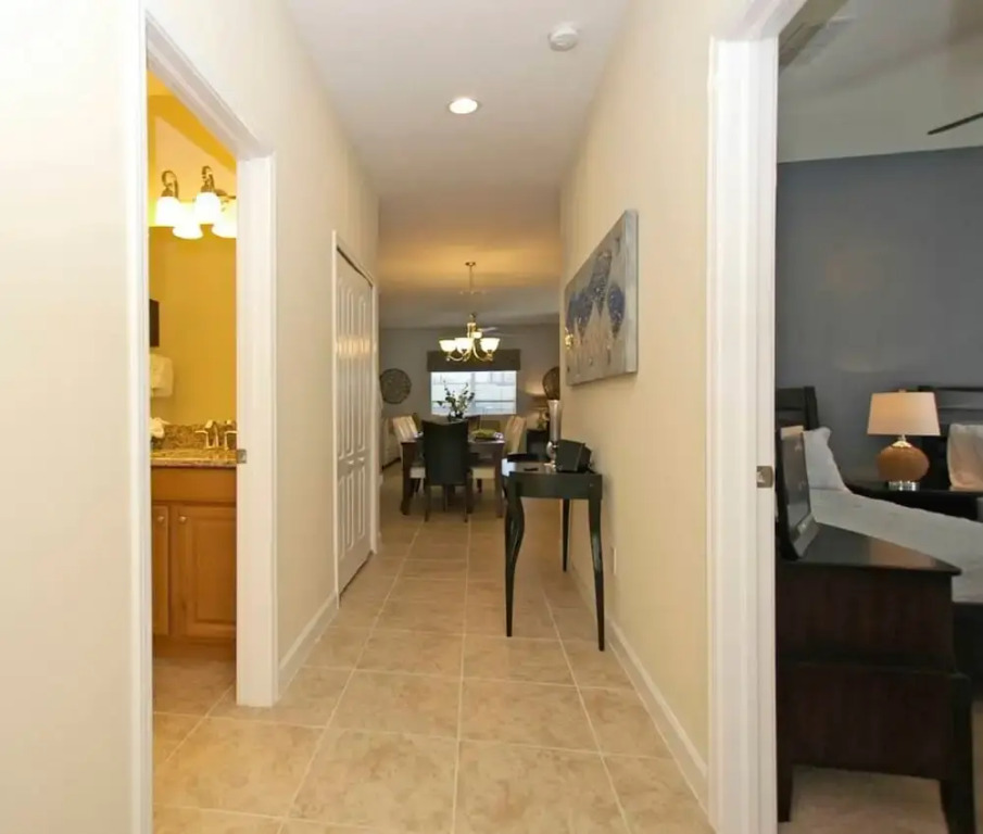 Paradise Palms 3025