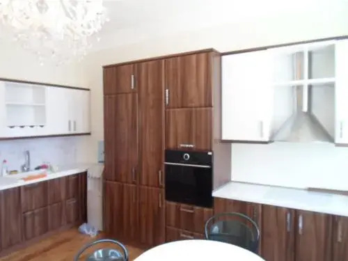Apartment Pine