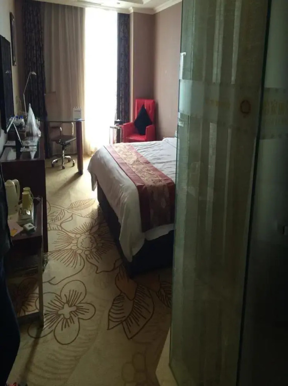 Lavande Hotel Chengdu Wenjiang University Town Wansheng Metro Station