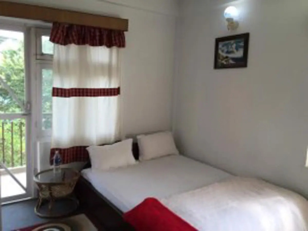 Danfe Ghar Bed & Breakfast