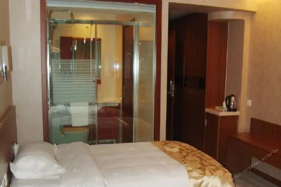 Hutan Hotel