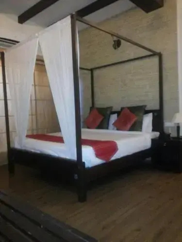 Riverstone Cottages