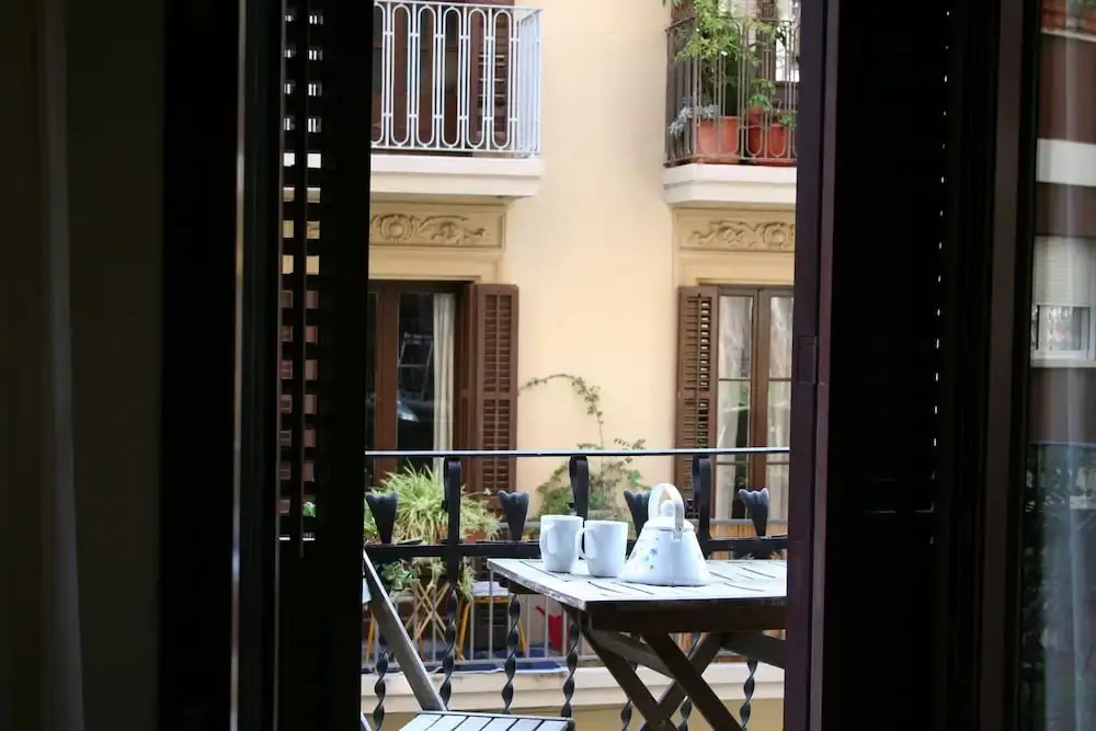 Avenida Apartments Tapioles II