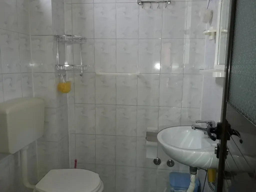 Tanis Guesthouse