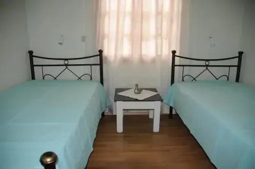 Ekavi Apartments