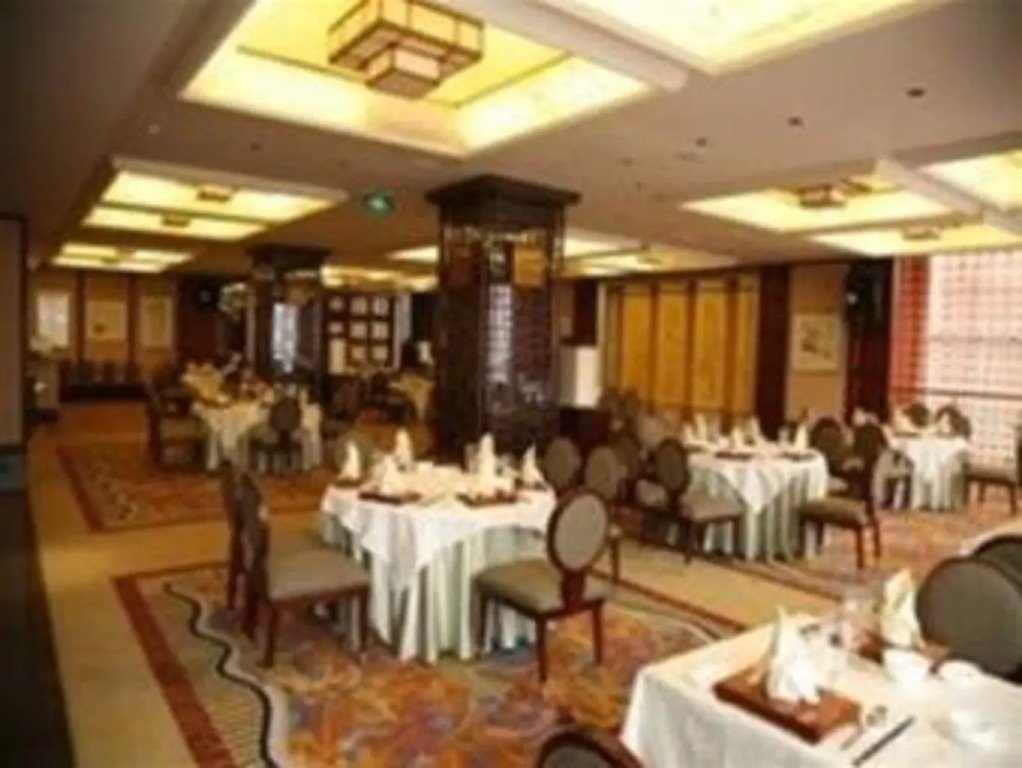 Hjt Hanwen Riverview Hotel