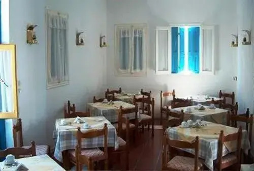 Chorio Hotel