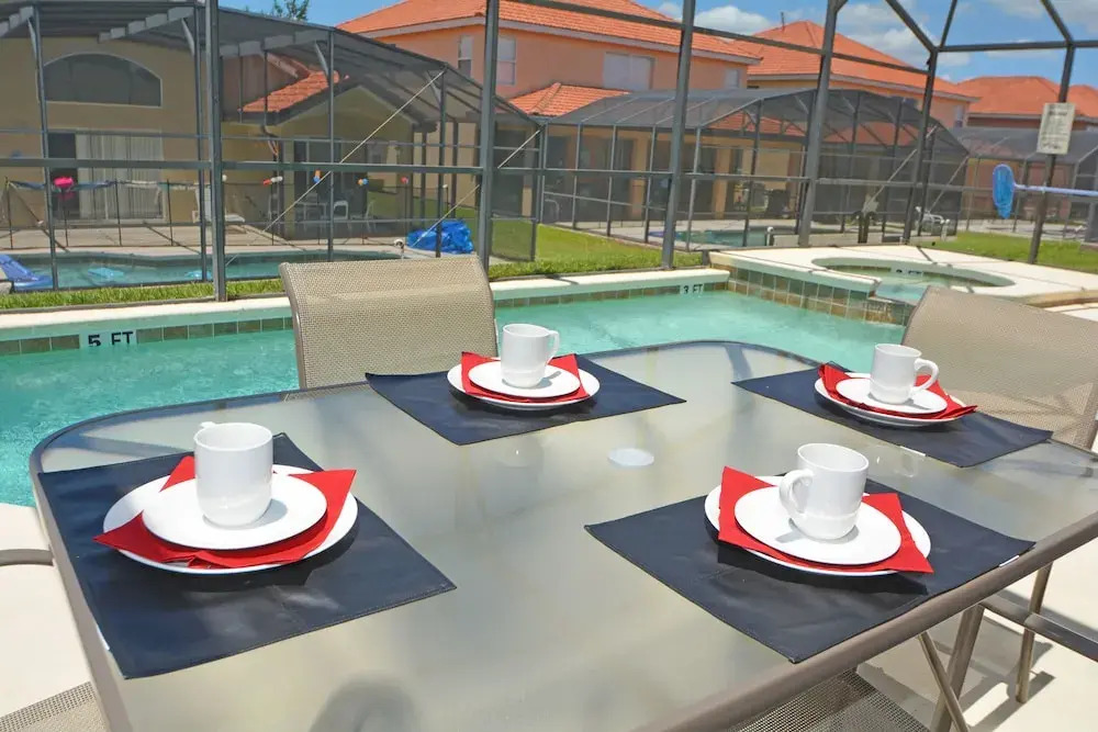 153CORD Orange Sky 4 Br home by RedAwning