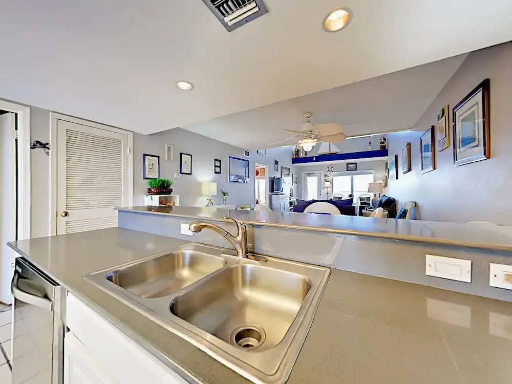 4400 Gulf Blvd Condo Unit 503