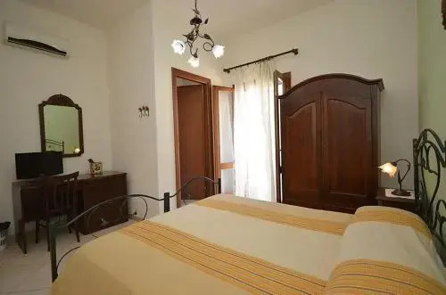 B&B Coccinelle
