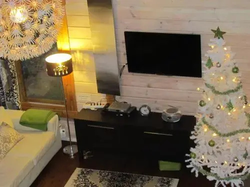 Patalaiska Cottage with private beach