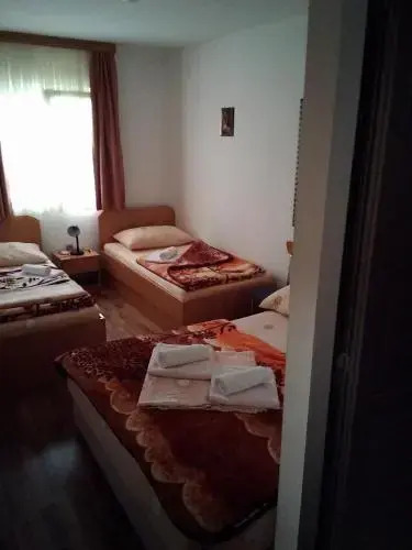 Quo Vadis Bed and Breakfast