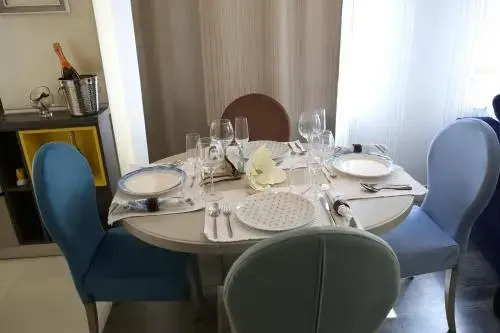 Jr Choice Luxury Suites