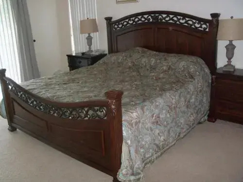 Big Bird's Nest! - 4 Br townhouse by RedAwning