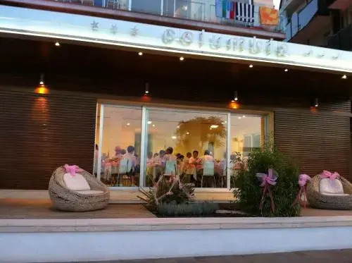 Hotel Columbia