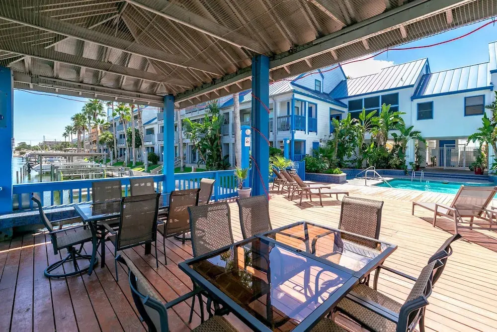 The Fisherman's Dream CSPN211K - 2 Br condo by RedAwning