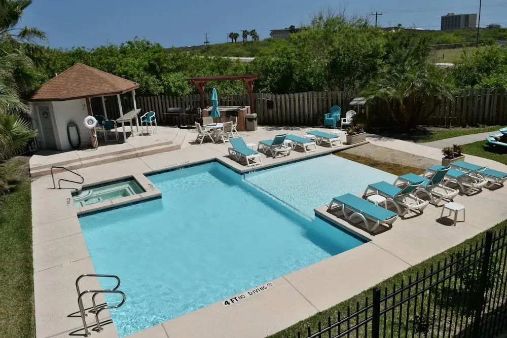 SeaBreeze 136 - 1 Br Condo