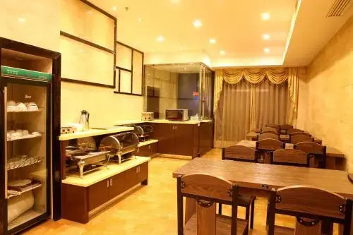 Dinglun Hotel