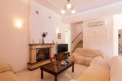 Villa Mirela