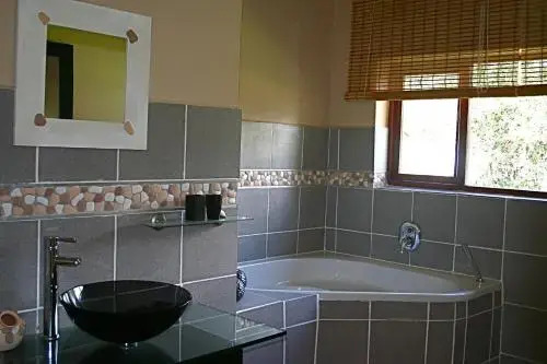 Thaba Pitsi Safari Lodge
